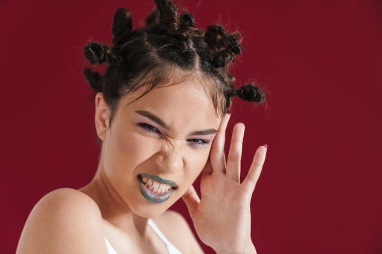 ado rebelle